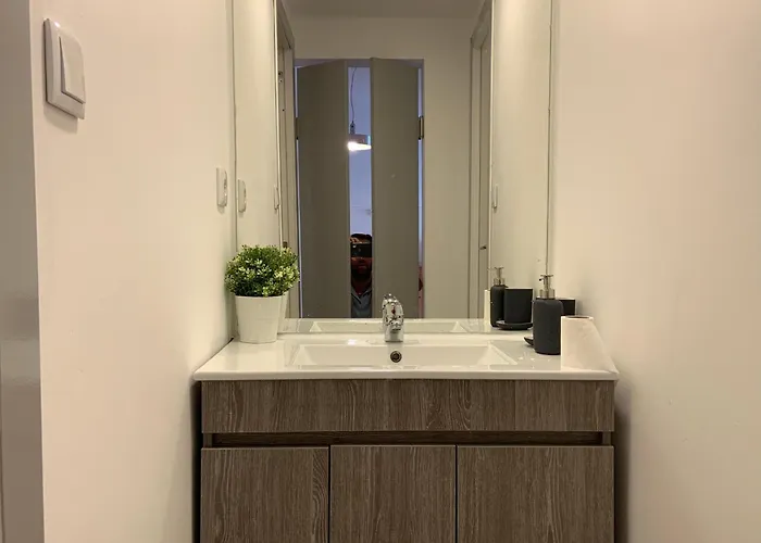 As A Local! Santos Historical Iv Πανσιόν Lisboa